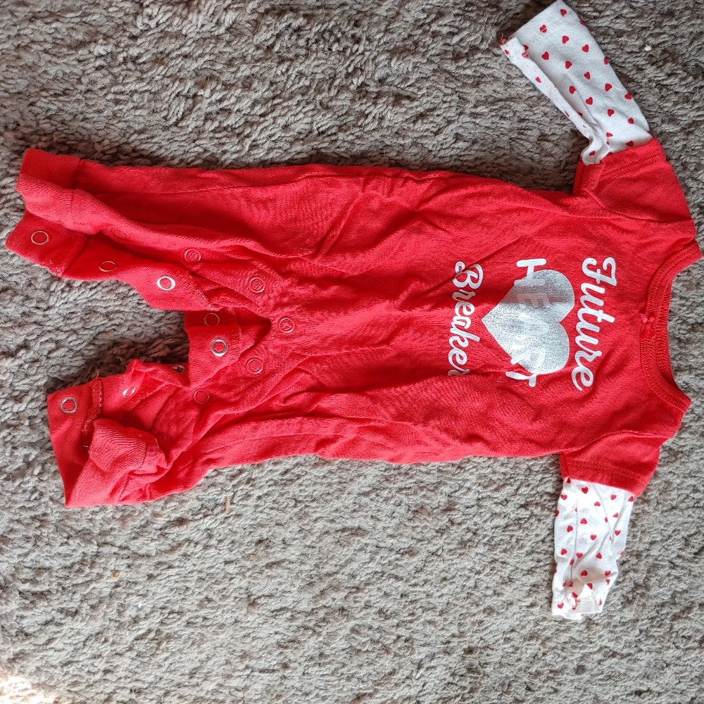 Newborn outfit